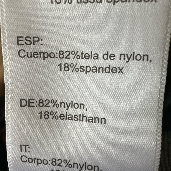 Girls Lattice Back Tank Leotard, size medium. Never worn. - Picture 6 of 8